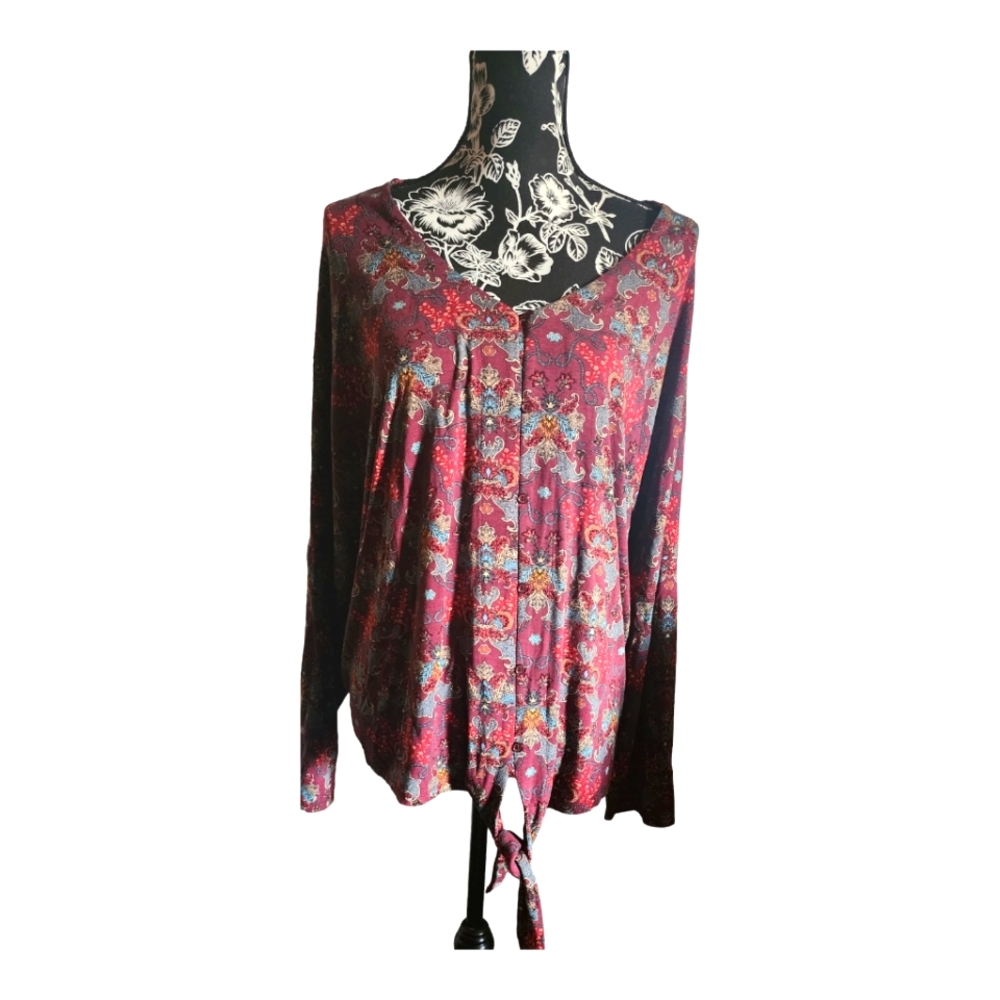 NWT Alkamy Long Sleeve Top